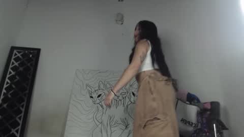 Snapshot of emiantonella_ chatting on September 2025 12:21:01 AM Antonella online show from September 2025 12:21:01 AM