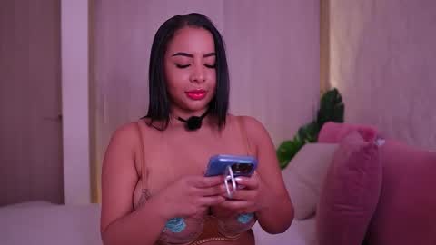    online show from November 2025 06:19:02 PM