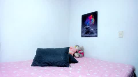 Emiily Carter online show from April 2026 06:53:02 PM