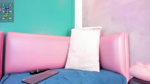 Snapshot of emiily_monroe chatting on February 2025 11:44:02 AM Emily online show from February 2025 11:44:02 AM