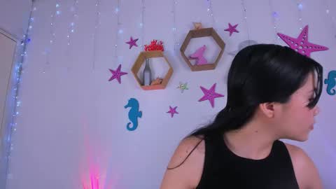 Emily  online show from September 2025 03:19:02 AM