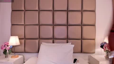 EMILY ROBERTS online show from January 2025 02:53:02 AM