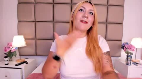 EMILY ROBERTS online show from February 2025 05:50:02 AM