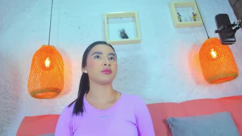 Emily online show from November 2025 12:06:01 PM