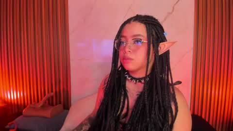 Snapshot of emiilycollins1 chatting on March 2025 09:45:02 PM online show from March 2025 09:45:02 PM