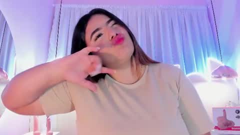 Emiily Grace online show from June 2026 11:41:02 AM