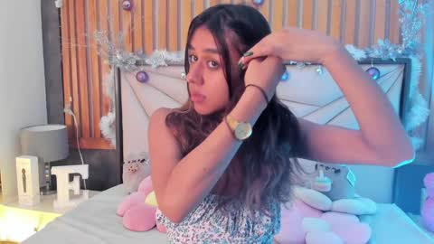 Snapshot of emiiscoot_1 chatting on December 2024 08:44:01 PM Emily online show from December 2024 08:44:01 PM