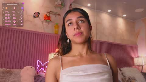 Snapshot of emiiscoot_1 chatting on January 2025 04:06:02 PM Emily online show from January 2025 04:06:02 PM