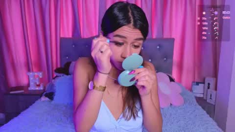 Snapshot of emiiscoot_1 chatting on October 2025 03:20:02 PM Emily online show from October 2025 03:20:02 PM