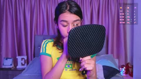 Snapshot of emiiscoot_1 chatting on October 2025 10:32:02 PM Emily online show from October 2025 10:32:02 PM