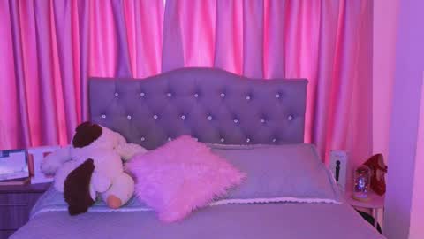 Snapshot of emiiscoot_1 chatting on October 2025 02:57:02 PM Emily online show from October 2025 02:57:02 PM