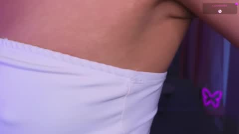 Snapshot of emiiscoot_1 chatting on November 2025 09:26:02 PM Emily online show from November 2025 09:26:02 PM