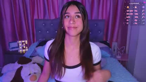 Snapshot of emiiscoot_1 chatting on November 2025 09:41:02 PM Emily online show from November 2025 09:41:02 PM