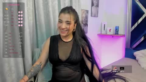 Snapshot of emilayton_ chatting on March 2025 04:45:02 AM emilayton_ online show from March 2025 04:45:02 AM