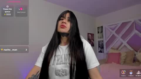Snapshot of emilayton_ chatting on September 2025 07:37:02 PM emilayton_ online show from September 2025 07:37:02 PM