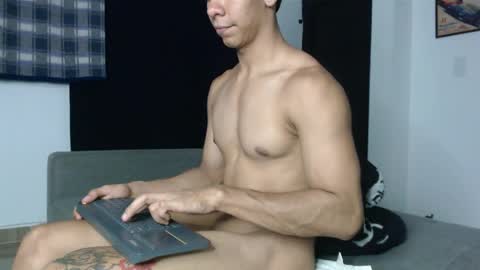 emile_239 online show from June 2026 03:12:01 AM
