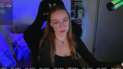 Snapshot of emili1_bc chatting on December 2025 02:26:01 PM Emili online show from December 2025 02:26:01 PM