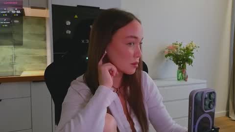 Snapshot of emili1_bc chatting on February 2026 11:07:02 AM Emili online show from February 2026 11:07:02 AM