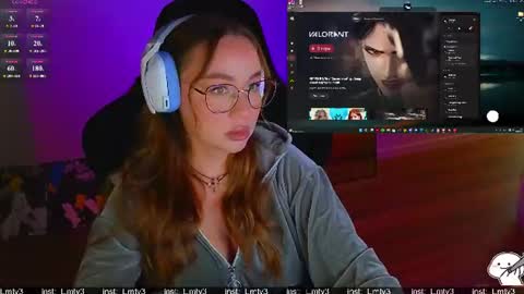 Emili online show from June 2026 11:04:01 AM