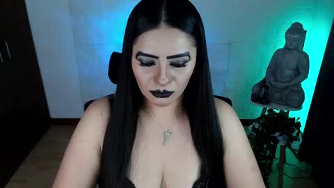 POWERFULL GODDESS EMILI online show from April 2026 01:19:01 AM