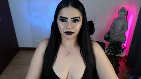 Snapshot of emili_evans_ chatting on June 2026 02:53:01 AM POWERFULL GODDESS EMILI online show from June 2026 02:53:01 AM