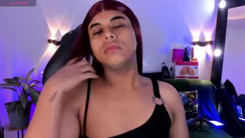 Emili roux online show from June 2026 10:25:02 AM