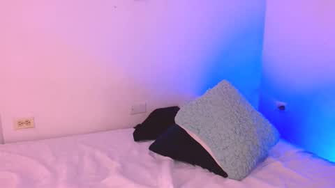 emili_williams10 online show from February 2026 01:12:01 AM