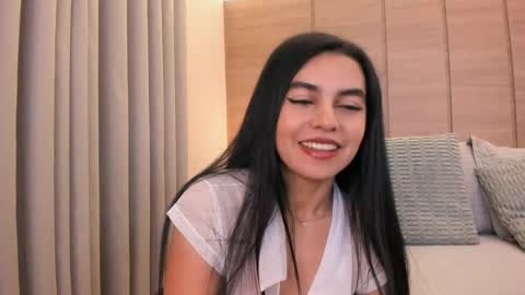 emilia_1040 online show from May 2026 12:54:02 PM