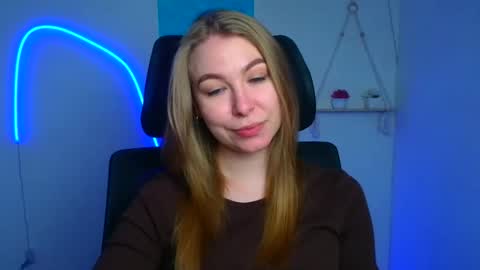 Snapshot of emilia_ilia chatting on February 2026 12:34:02 PM Emilia online show from February 2026 12:34:02 PM