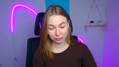 Snapshot of emilia_ilia chatting on March 2026 12:43:02 PM Emilia online show from March 2026 12:43:02 PM