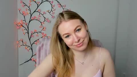 Emilia online show from May 2026 05:46:02 AM
