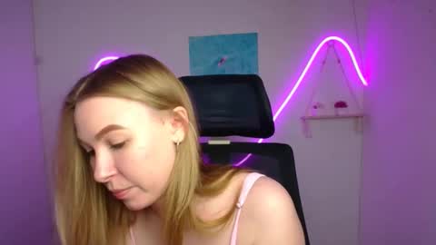Emilia online show from May 2026 05:46:02 AM