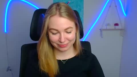 Emilia online show from May 2026 05:38:01 AM
