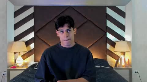 Snapshot of emilianobrl chatting on March 2025 07:43:02 PM EmilianoBrl online show from March 2025 07:43:02 PM