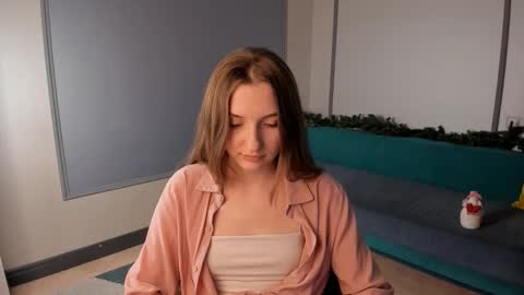 Kira online show from February 2026 01:06:02 AM