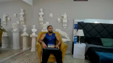 Emilio online show from November 2025 10:05:01 AM