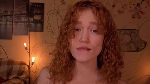 Emi  online show from September 2025 01:24:01 PM