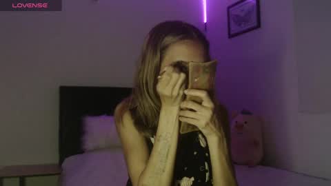 Emilly Gomez online show from February 2025 12:09:01 AM