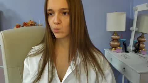 Emilly online show from March 2026 07:58:02 AM