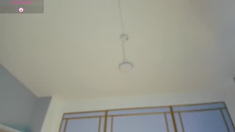 Snapshot of emilly_mell chatting on November 2025 11:32:02 AM emilly_mell online show from November 2025 11:32:02 AM