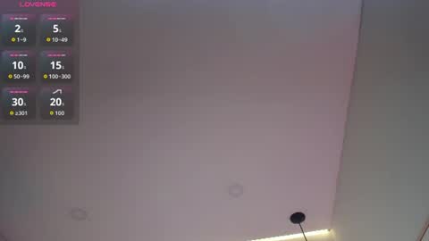 Snapshot of emilly_mell chatting on June 2026 12:31:01 PM emilly_mell online show from June 2026 12:31:01 PM
