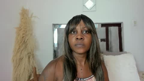 Emilly Roa online show from December 2025 11:52:02 AM