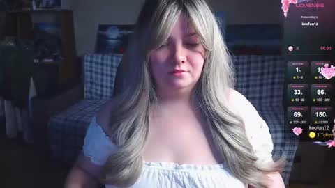 Emily online show from December 2025 11:15:02 AM