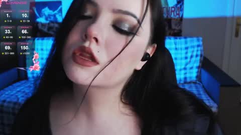 Emily online show from April 2026 08:33:02 PM