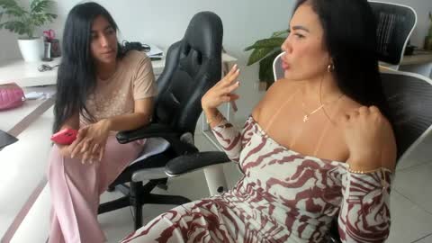 Emilly  online show from March 2026 03:24:01 PM