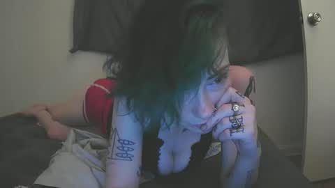 Snapshot of emily0903 chatting on October 2025 04:22:01 AM Emily Love online show from October 2025 04:22:01 AM