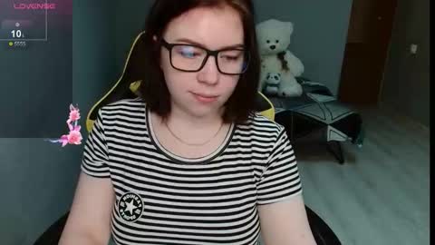 Snapshot of emily_amorre chatting on October 2025 01:14:02 AM Emily 3 online show from October 2025 01:14:02 AM