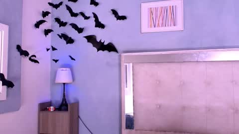 emily_castillo1_ online show from November 2025 06:00:02 AM