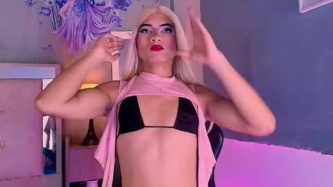 emily_castillo1_ online show from June 2026 05:30:02 AM