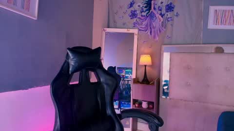 emily_castillo1_ online show from June 2026 06:55:01 AM